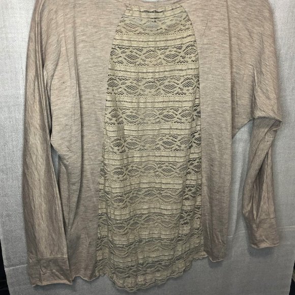 GUESS Beige Long Sleeve Top w Flag Print & Lace Back Detail - Picture 6 of 6